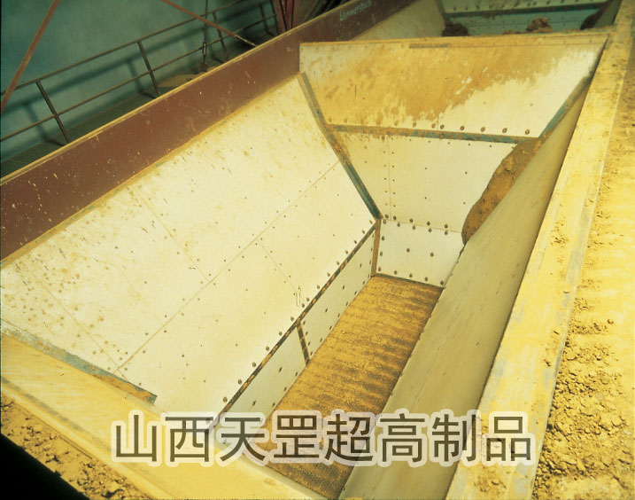 他牛到什么程度，就是自己和自己也粘不住